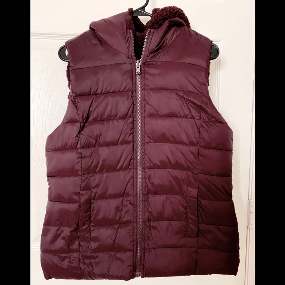 NWT New York & Company Puffer Vest w/Sherpa